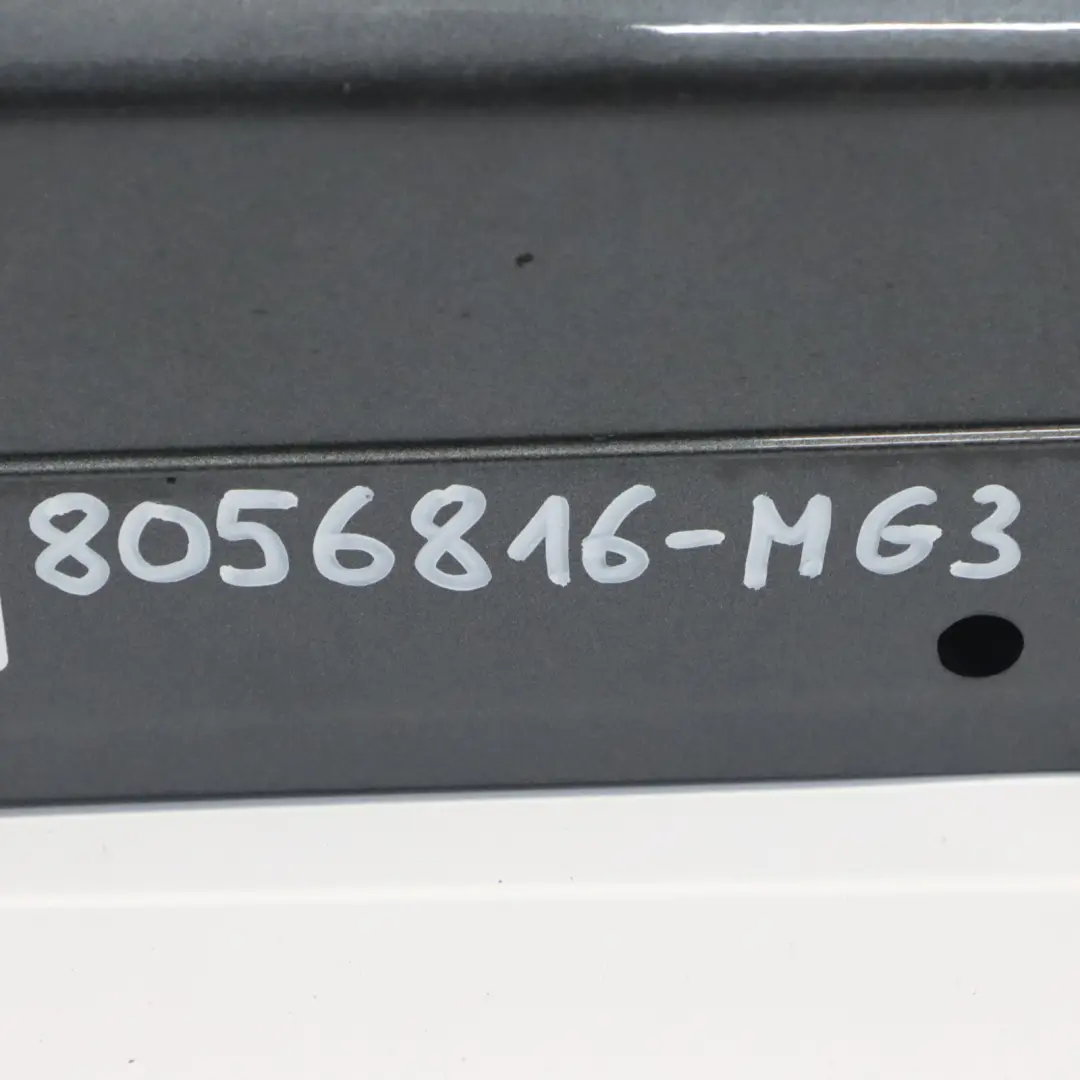 Próg Prawy Listwa Progowa Mineralgrau Szary Metalik - B39 do BMW F20 M Sport o numerze 8056816 BMW F20 M Sport Próg Prawy Listwa Progowa Mineralgrau Szary Metalik - B39 - SKU 8056816-MG3 - Numer Części 8056816