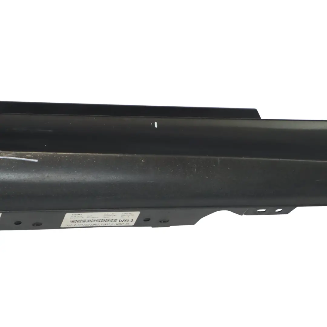 Gonna laterale M Sport Sill Strip Right Black Sapphire Metallic 475 per BMW F21 F22 con numero di parte 8056818 BMW F21 F22 Gonna laterale M Sport Sill Strip Right Black Sapphire Metallic 475 - SKU 8056818-BS2 - Numero di parte 8056818
