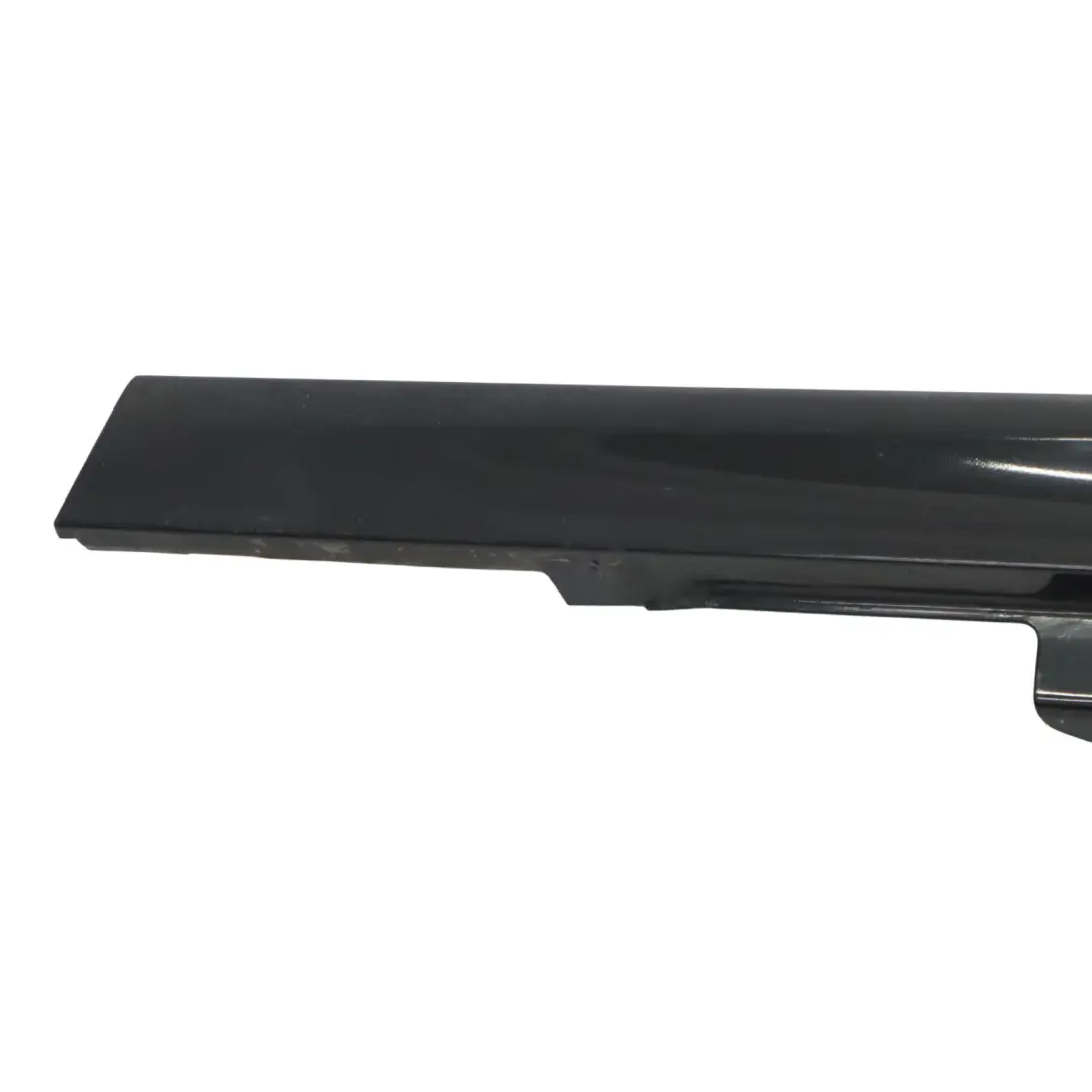 Gonna laterale M Sport Sill Strip Right Black Sapphire Metallic 475 per BMW F21 F22 con numero di parte 8056818 BMW F21 F22 Gonna laterale M Sport Sill Strip Right Black Sapphire Metallic 475 - SKU 8056818-BS2 - Numero di parte 8056818