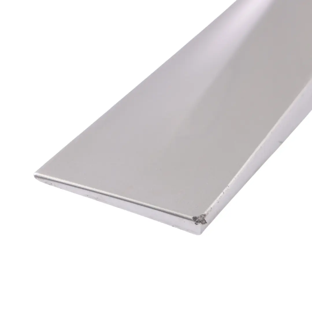 X4M F98 Trim Strip Moulding Door Rear Right O/S Donington Grey Metallic-C28 to BMW with Part number 8064802 BMW X4M F98 Trim Strip Moulding Door Rear Right O/S Donington Grey Metallic-C28 - SKU 8064802-DOM - Part number 8064802