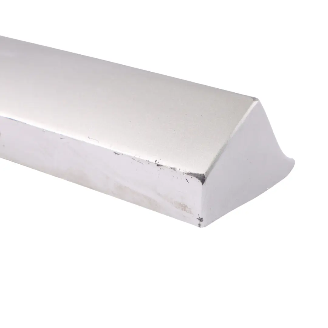 X4M F98 Trim Strip Moulding Door Rear Right O/S Donington Grey Metallic-C28 to BMW with Part number 8064802 BMW X4M F98 Trim Strip Moulding Door Rear Right O/S Donington Grey Metallic-C28 - SKU 8064802-DOM - Part number 8064802