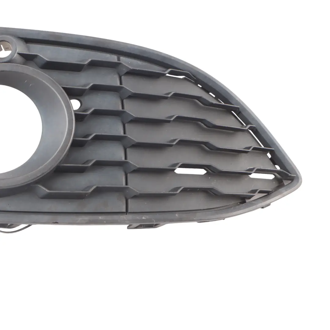 Fog Light Cover Front Bumper Right O/S Grid Grille Trim to BMW F20 F21 LCI with Part number 8068604 BMW F20 F21 LCI Fog Light Cover Front Bumper Right O/S Grid Grille Trim - SKU 8068604 - Part number 8068604