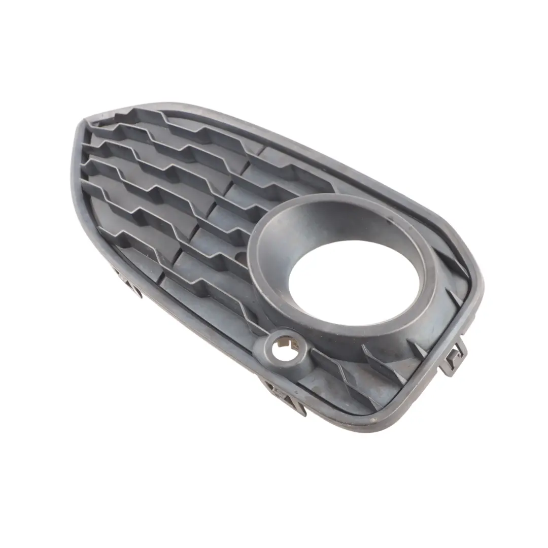 Fog Light Cover Front Bumper Right O/S Grid Grille Trim to BMW F20 F21 LCI with Part number 8068604 BMW F20 F21 LCI Fog Light Cover Front Bumper Right O/S Grid Grille Trim - SKU 8068604 - Part number 8068604