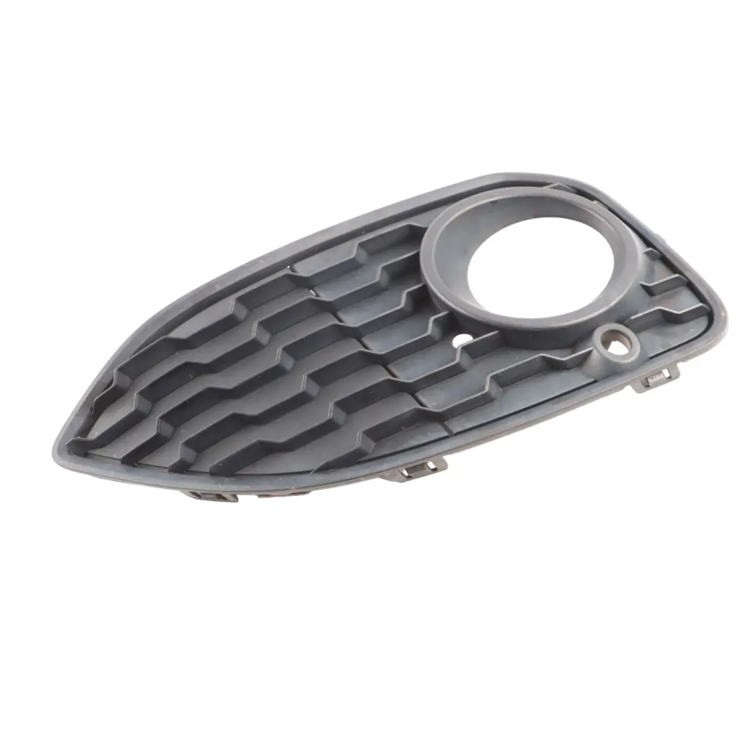 Fog Light Cover Front Bumper Right O/S Grid Grille Trim to BMW F20 F21 LCI with Part number 8068604 BMW F20 F21 LCI Fog Light Cover Front Bumper Right O/S Grid Grille Trim - SKU 8068604 - Part number 8068604