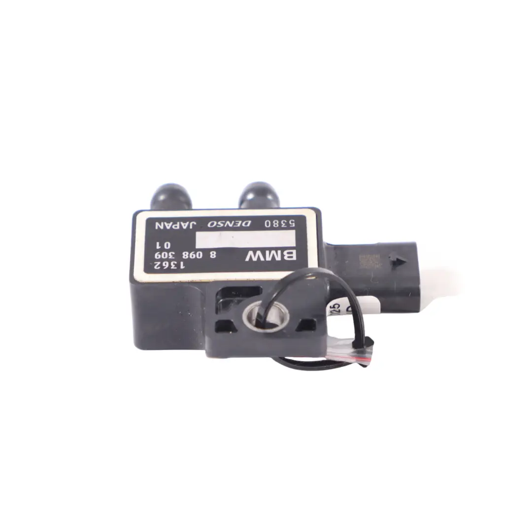 Exhaust Pressure Sensor Difference Sender to BMW F90 F91 F92 F93 with Part number 8098309 BMW F90 F91 F92 F93 Exhaust Pressure Sensor Difference Sender - SKU 8098309 - Part number 8098309