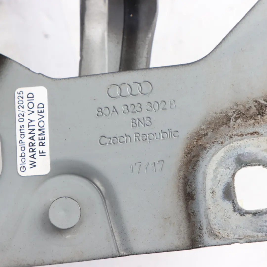 Front Right Bonnet Hinge Mythical Black Metallic - Y9T to Audi SQ5 FY with Part number 80A823302B Audi SQ5 FY Front Right Bonnet Hinge Mythical Black Metallic - Y9T - SKU 80A823302B-MYB - Part number 80A823302B