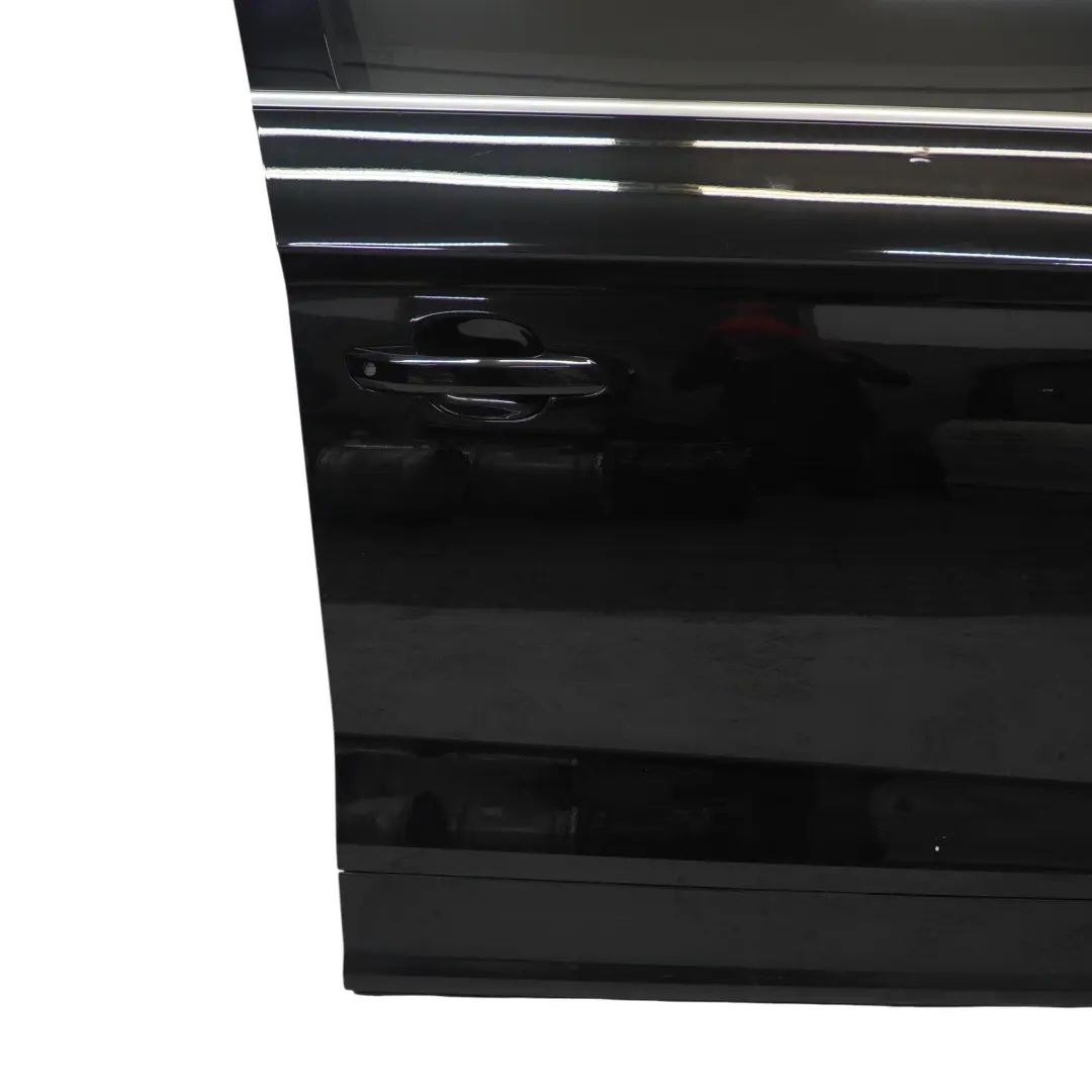 Puerta Delantera Derecha Mythical Black Metallic Negro - Y9T para Audi Q5 FY con número de pieza 80A831052H Audi Q5 FY Puerta Delantera Derecha Mythical Black Metallic Negro - Y9T - SKU 80A831052H-MYB - Número de pieza 80A831052H