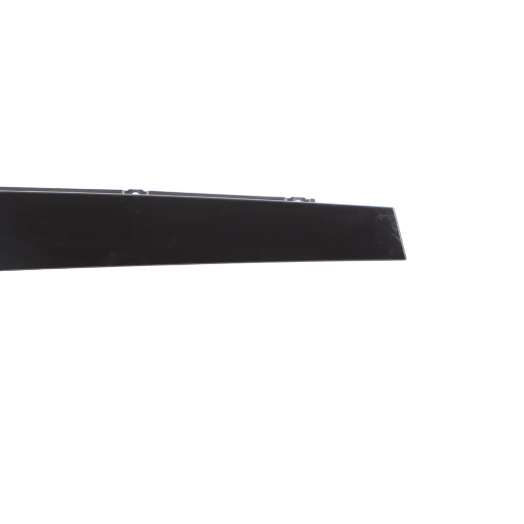 Modanatura Porta Anteriore Rivestimento Pilastro B Nero per Audi Q5 FY con numero di parte 80A837901 Audi Q5 FY Modanatura Porta Anteriore Rivestimento Pilastro B Nero - SKU 80A837901 - Numero di parte 80A837901