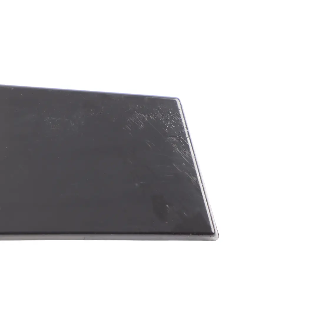 Modanatura Porta Anteriore Rivestimento Pilastro B Nero per Audi Q5 FY con numero di parte 80A837901 Audi Q5 FY Modanatura Porta Anteriore Rivestimento Pilastro B Nero - SKU 80A837901 - Numero di parte 80A837901