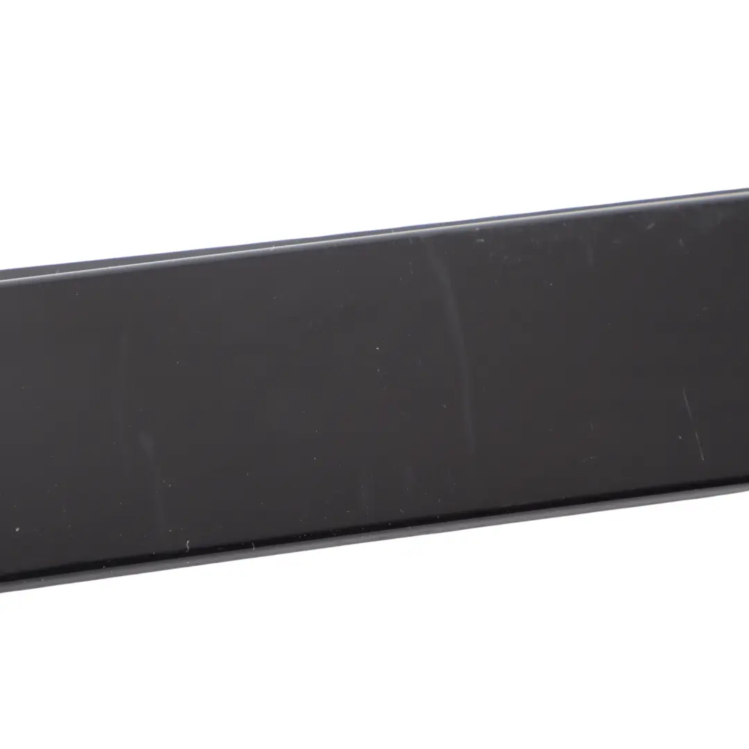 Modanatura Posteriore Destra Rivestimento C Pilastro Nero per Audi Q5 FY con numero di parte 80A839904 Audi Q5 FY Modanatura Posteriore Destra Rivestimento C Pilastro Nero - SKU 80A839904 - Numero di parte 80A839904