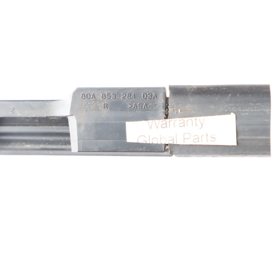 Moldura Del Burlete De Puerta Delantera Derecha Aluminio para Audi Q5 FY con número de pieza 80A853284D Audi Q5 FY Moldura Del Burlete De Puerta Delantera Derecha Aluminio - SKU 80A853284D - Número de pieza 80A853284D