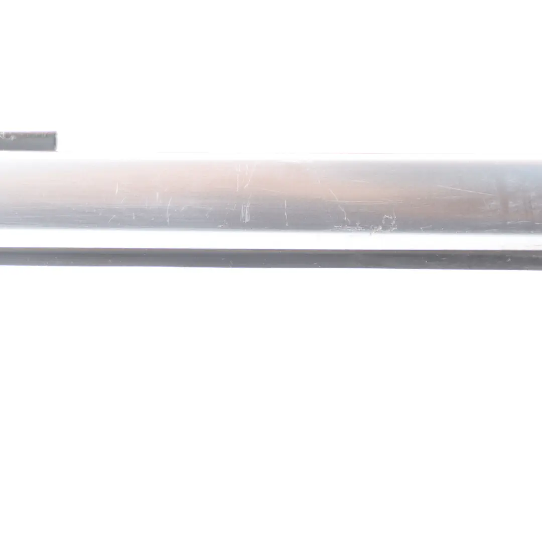 Listwa Zgarniająca Prawy Przód Aluminium do Audi Q5 FY o numerze 80A853284D Audi Q5 FY Listwa Zgarniająca Prawy Przód Aluminium - SKU 80A853284D - Numer Części 80A853284D