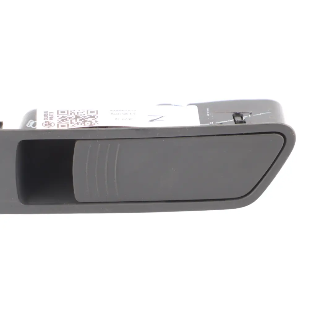 Embellecedor Montaje Apertura Asiento Trasero Izquierdo para Audi Q5 FY con número de pieza 80A867615 Audi Q5 FY Embellecedor Montaje Apertura Asiento Trasero Izquierdo - SKU 80A867615 - Número de pieza 80A867615