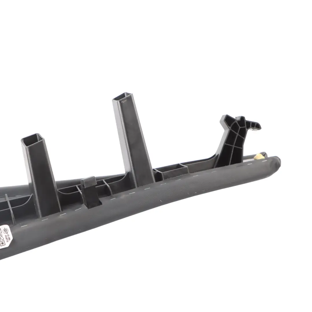 Cuscino Posteriore Sinistro Finitura Laterale Pelle Nera per Audi Q5 FY con numero di parte 80A885704BE Audi Q5 FY Cuscino Posteriore Sinistro Finitura Laterale Pelle Nera - SKU 80A885704BE - Numero di parte 80A885704BE