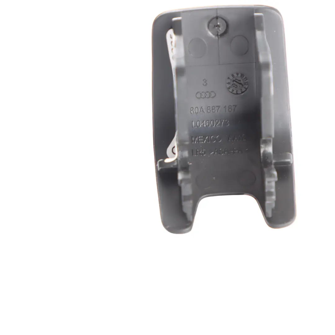 Rivestimento per slot Isofix per sedile posteriore nero per Audi Q5 FY con numero di parte 80A887187 Audi Q5 FY Rivestimento per slot Isofix per sedile posteriore nero - SKU 80A887187 - Numero di parte 80A887187