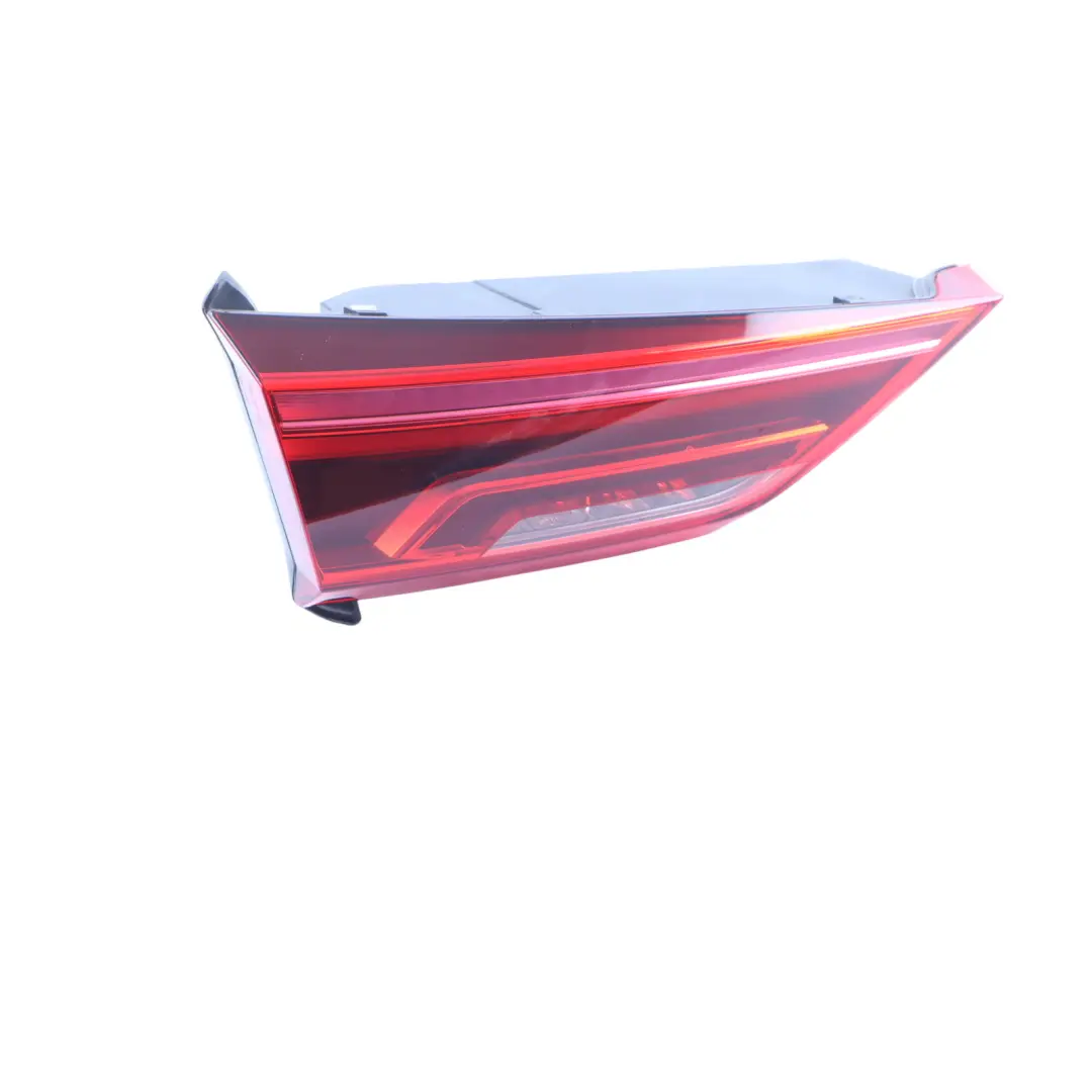 RSQ3 F3 Luz Lámpara Portón Trasero Interior Izquierda para Audi con número de pieza 83A945093A Audi RSQ3 F3 Luz Lámpara Portón Trasero Interior Izquierda - SKU 83A945093A - Número de pieza 83A945093A