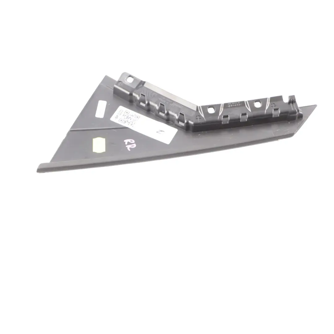 Moldura Decorativa Trasera Derecha Pilar Puerta C para Audi Q3 F3 con número de pieza 83F839904 Audi Q3 F3 Moldura Decorativa Trasera Derecha Pilar Puerta C - SKU 83F839904 - Número de pieza 83F839904