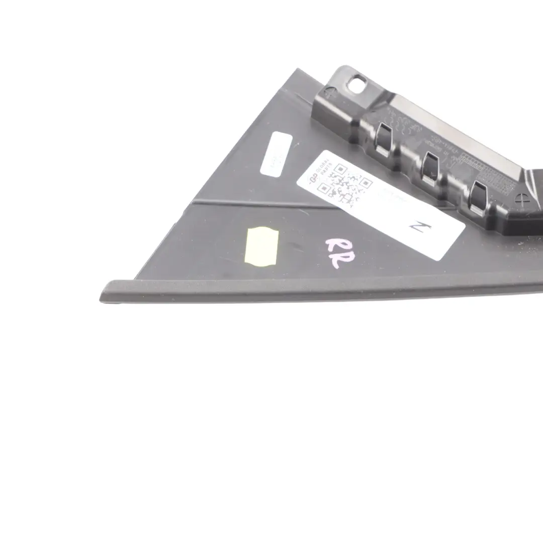 Moldura Decorativa Trasera Derecha Pilar Puerta C para Audi Q3 F3 con número de pieza 83F839904 Audi Q3 F3 Moldura Decorativa Trasera Derecha Pilar Puerta C - SKU 83F839904 - Número de pieza 83F839904