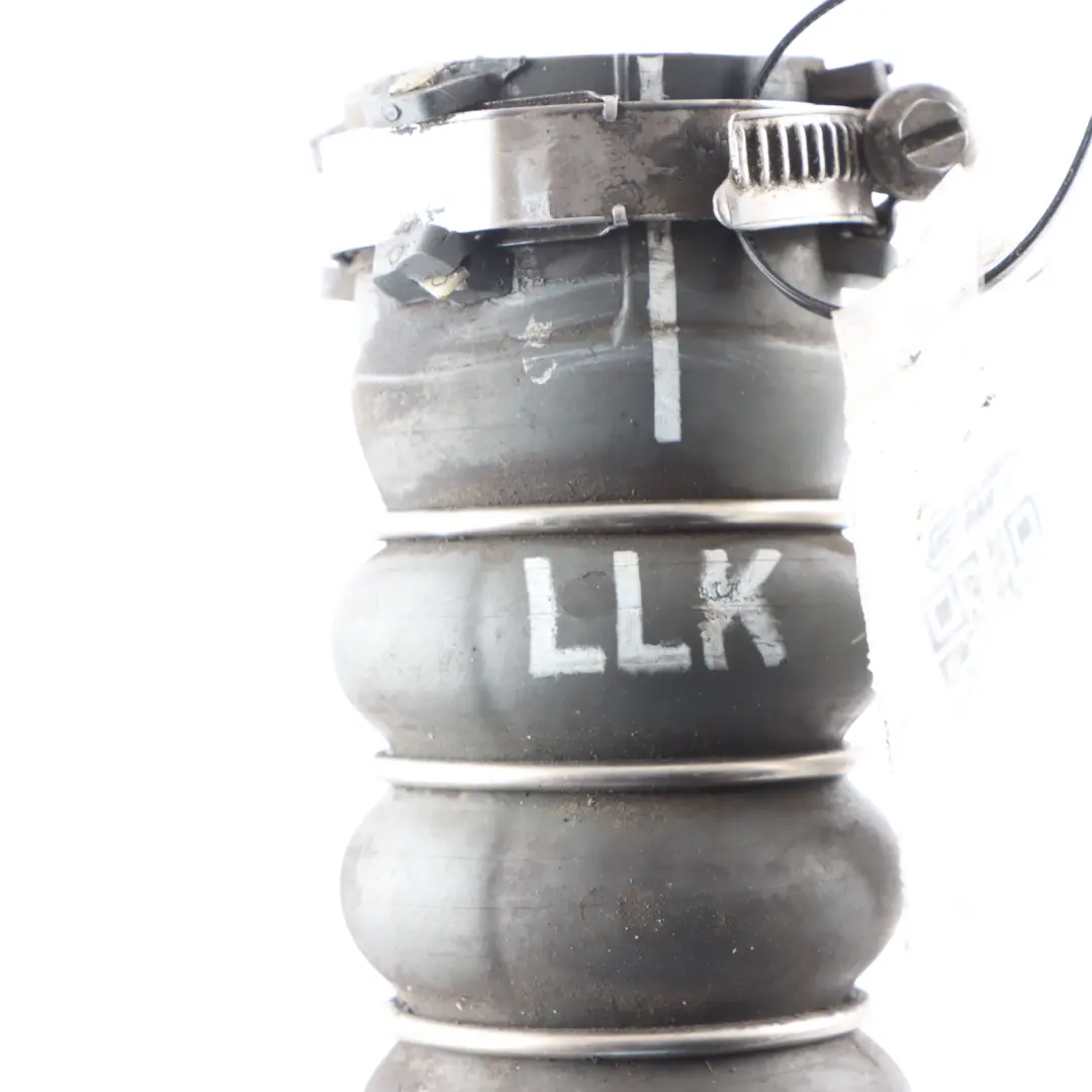 BKN Turbo Intercooler Tubo Flessibile Linea Tubo per Audi A4 B7 3.0 TDI con numero di parte 8E0145738D Audi A4 B7 3.0 TDI BKN Turbo Intercooler Tubo Flessibile Linea Tubo - SKU 8E0145738D - Numero di parte 8E0145738D