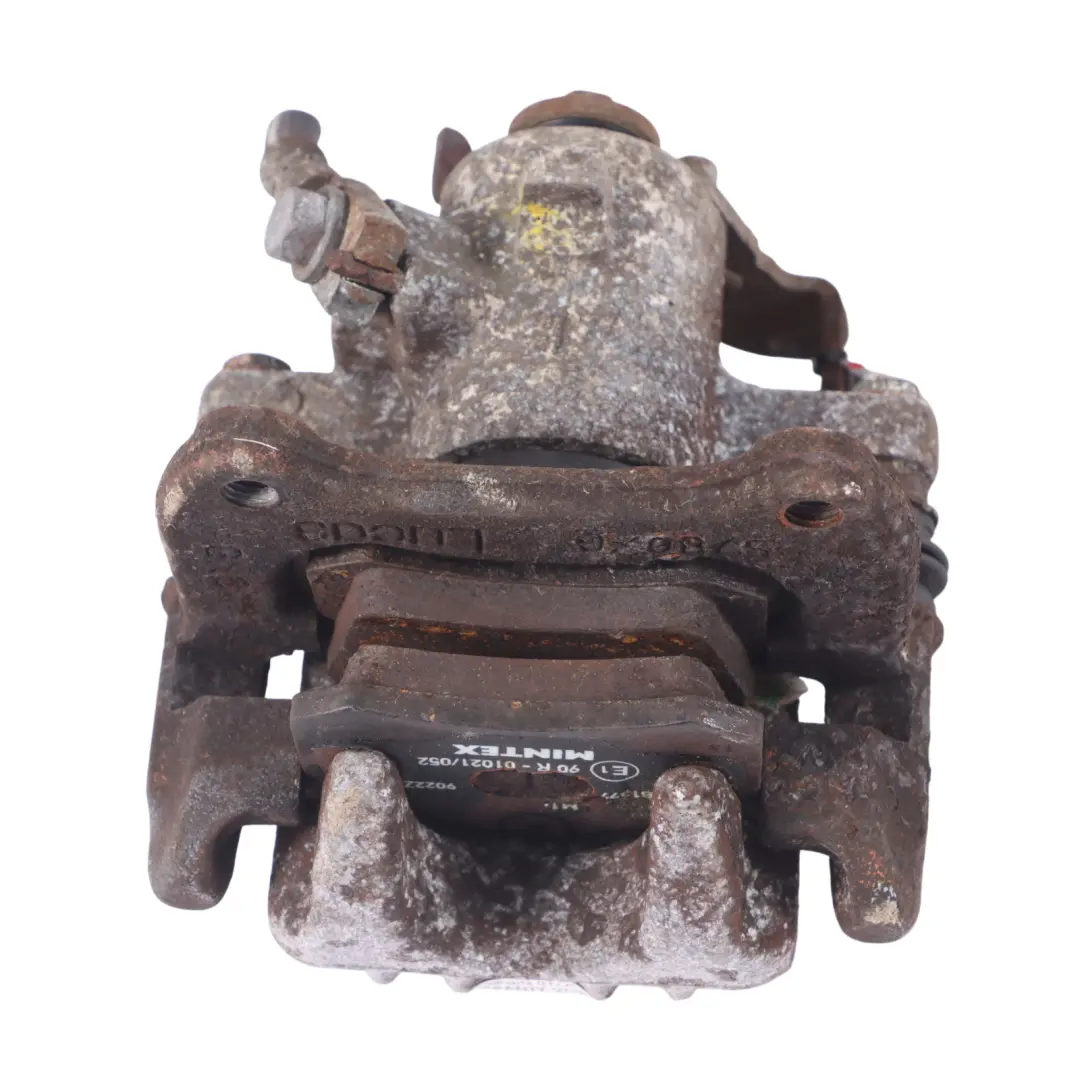 Support de boîtier d'étrier arrière droit 245x10mm pour Audi A4 B7 à propos du numéro de pièce 8E0615424G Audi A4 B7 Support de boîtier d'étrier arrière droit 245x10mm - SKU 8E0615424G - Numéro de pièce 8E0615424G