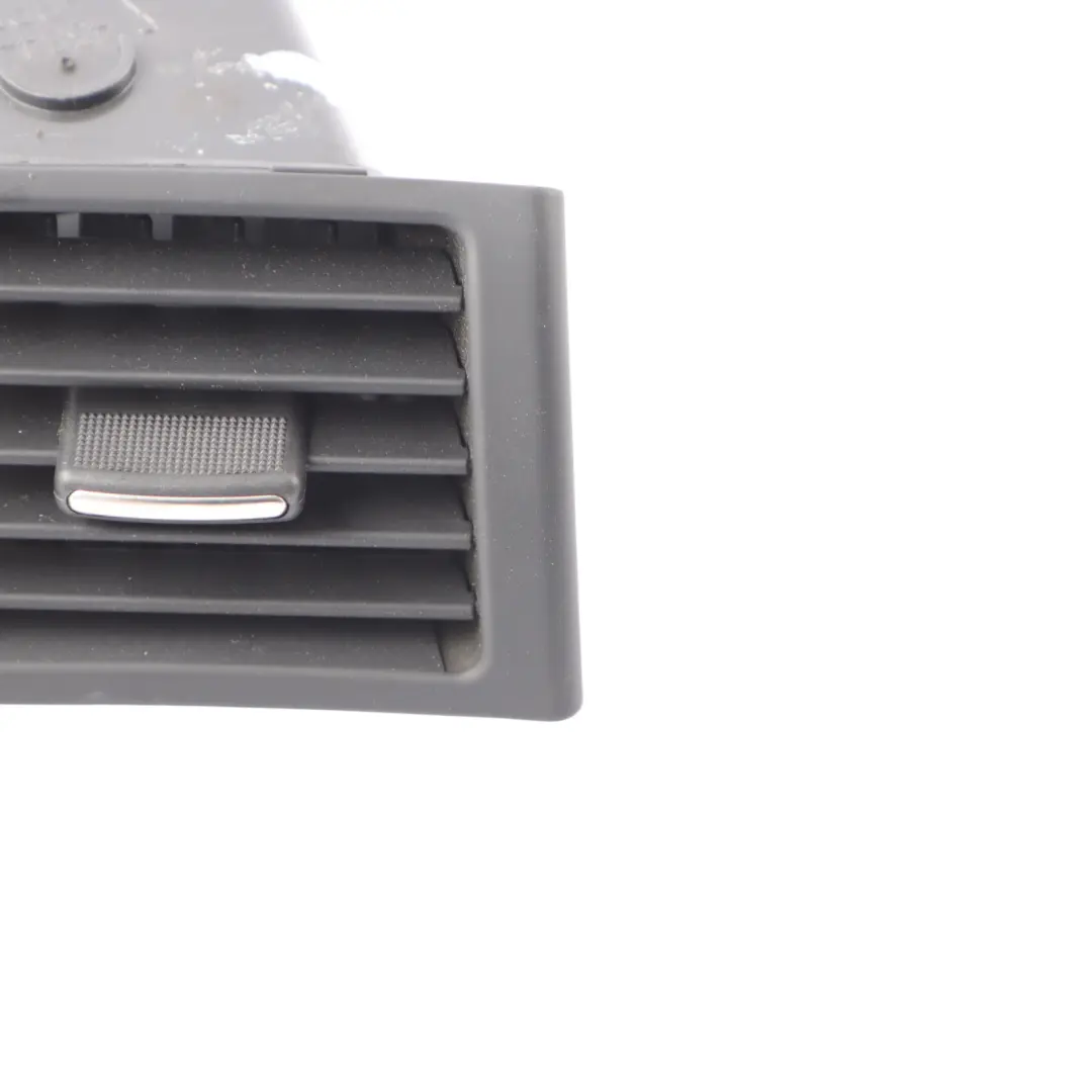 Grille De Tableau De Bord Avant Droite Modèle pour Audi A4 B6 B7 à propos du numéro de pièce 8E0820902F Audi A4 B6 B7 Grille De Tableau De Bord Avant Droite Modèle - SKU 8E0820902F - Numéro de pièce 8E0820902F