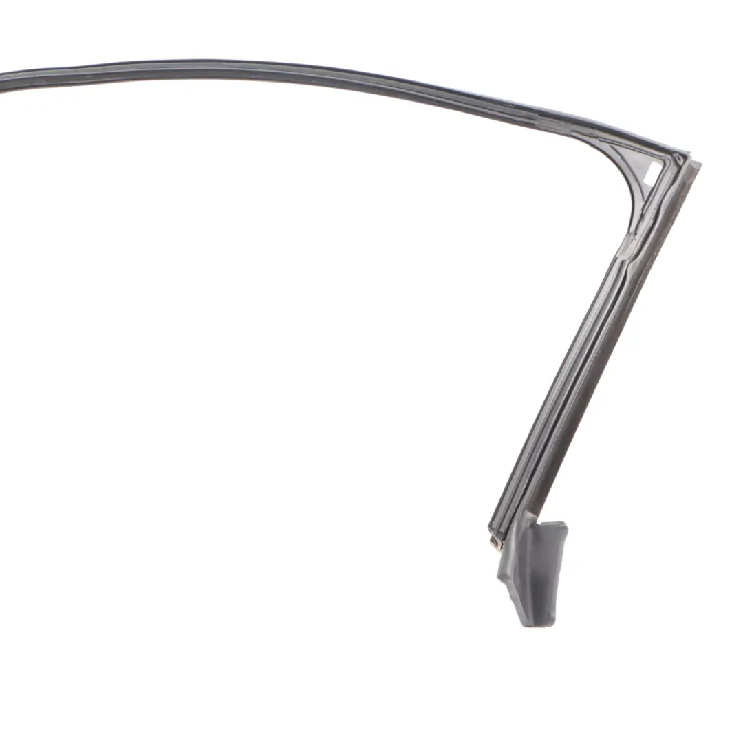 Guarnizione guida finestra porta Gomma Anteriore Destra per Audi A4 B7 8E con numero di parte 8E0837440AL Audi A4 B7 8E Guarnizione guida finestra porta Gomma Anteriore Destra - SKU 8E0837440AL - Numero di parte 8E0837440AL