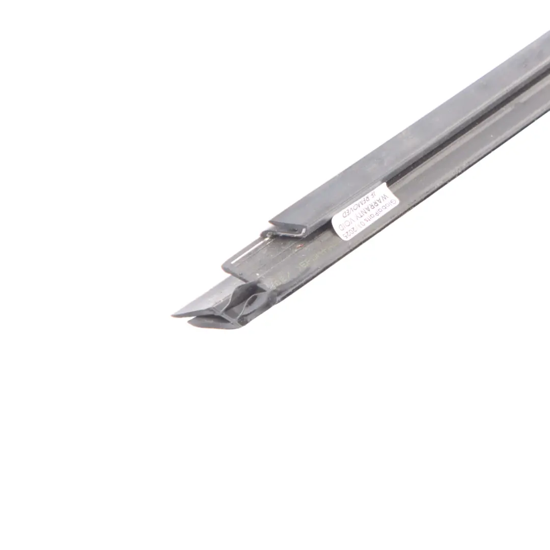 Joint De Vitre De Porte Avant Gauche Rail Intérieur pour Audi RS4 S4 A4 B7 à propos du numéro de pièce 8E0837479G Audi RS4 S4 A4 B7 Joint De Vitre De Porte Avant Gauche Rail Intérieur - SKU 8E0837479G - Numéro de pièce 8E0837479G