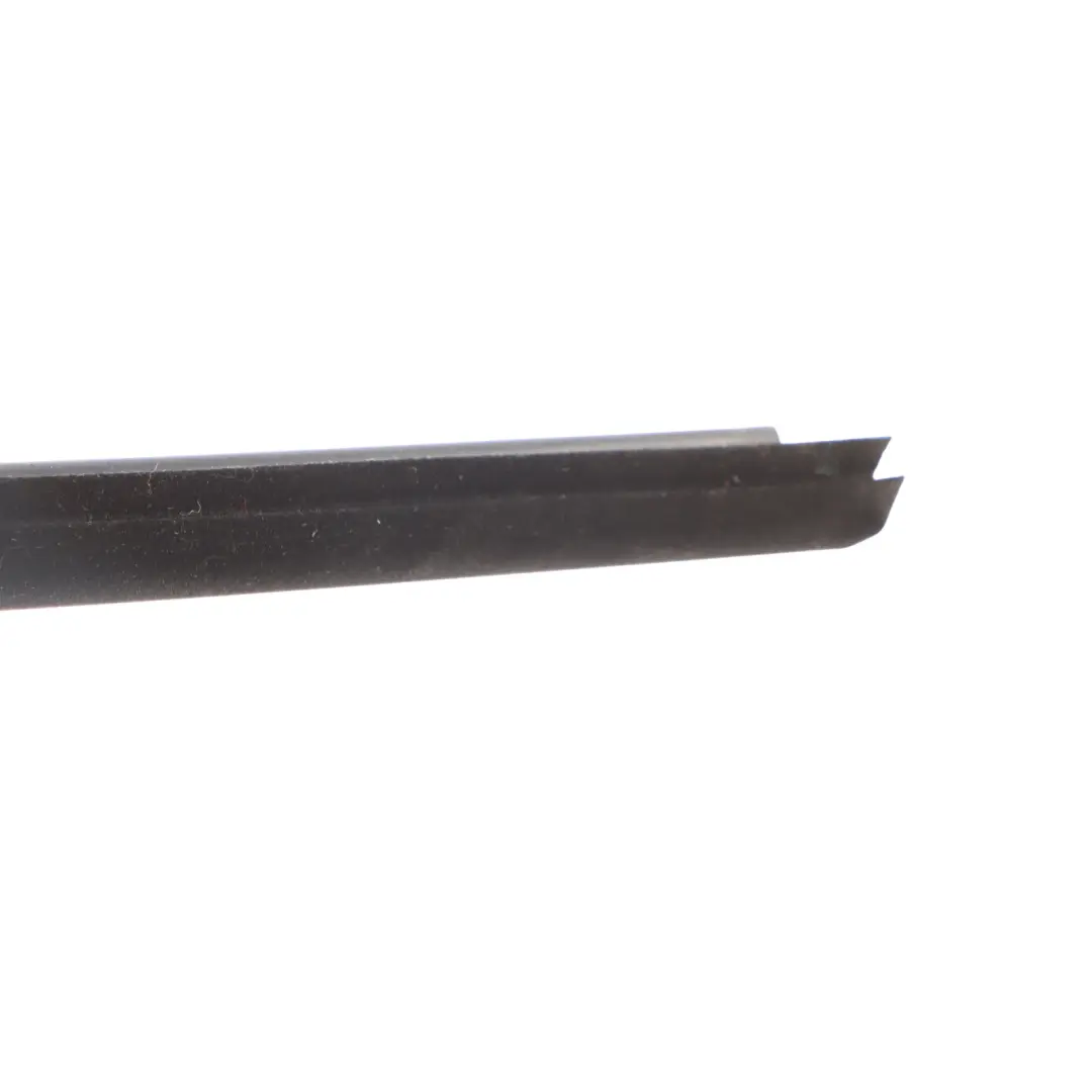 Audi Q3 8U Joint De Porte Intérieure De Fenêtre Avant Droite - SKU 8E0837480G - Numéro de pièce 8E0837480G