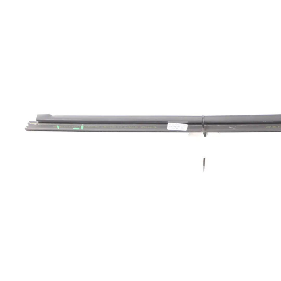 Audi Q3 8U Joint De Porte Intérieure De Fenêtre Avant Droite - SKU 8E0837480G - Numéro de pièce 8E0837480G