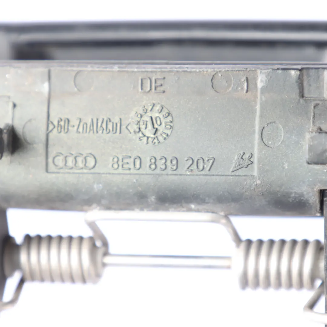 Grab Handle Audi A3 8P A4 B7 Rear Door Right O/S Ebony Black Pearl - LZ9W to with Part number 8E0839207 Grab Handle Audi A3 8P A4 B7 Rear Door Right O/S Ebony Black Pearl - LZ9W - SKU 8E0839207-ESC - Part number 8E0839207