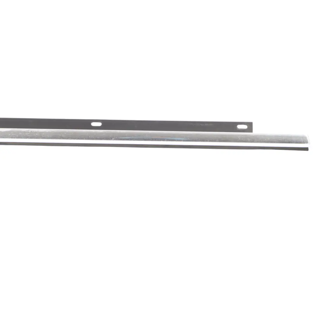 Vordere Türdichtungsleiste Dichtung Blende Rechts für Audi A4 B7 mit Teilenummer 8E0853284G Audi A4 B7 Vordere Türdichtungsleiste Dichtung Blende Rechts - SKU 8E0853284G - Teilenummer 8E0853284G