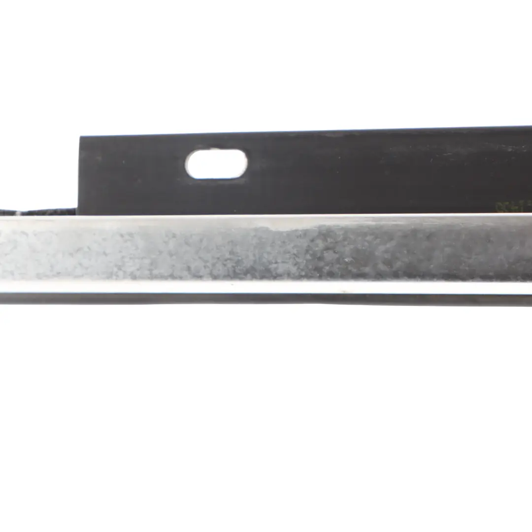 Vordere Türdichtungsleiste Dichtung Blende Rechts für Audi A4 B7 mit Teilenummer 8E0853284G Audi A4 B7 Vordere Türdichtungsleiste Dichtung Blende Rechts - SKU 8E0853284G - Teilenummer 8E0853284G