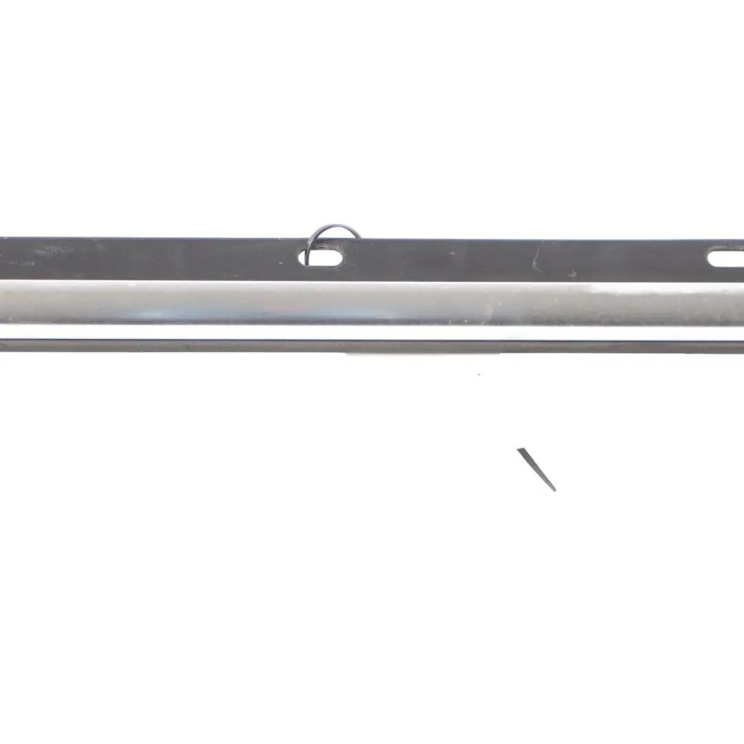 Audi A4 B7 Tapa del canal de sellado de la puerta trasera derecha - SKU 8E0853764G - Número de pieza 8E0853764G