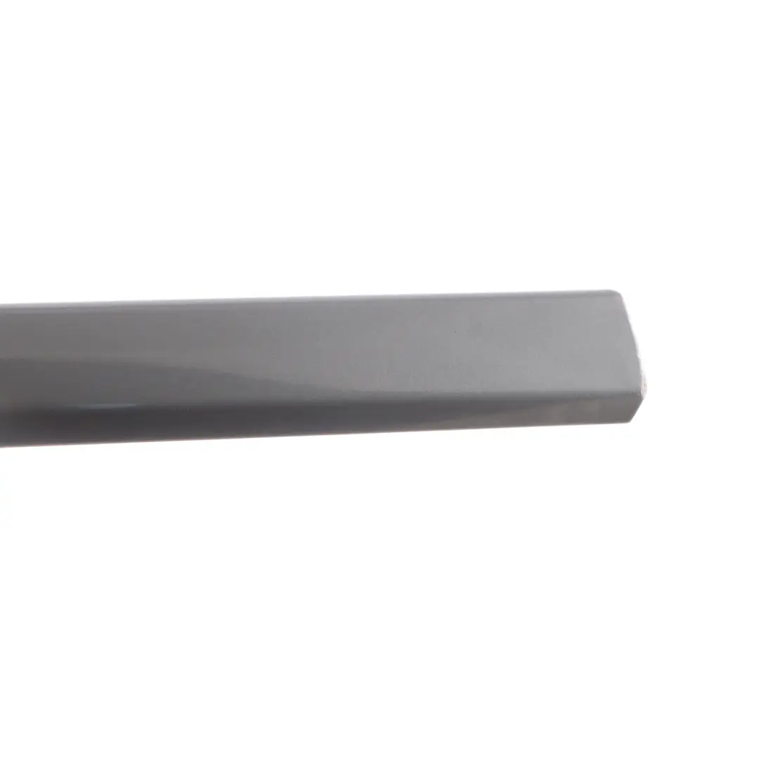 Audi A4 B7 Porta Anteriore Destra Striscia Di Rivestimento Grigio Delfino X7Z - SKU 8E0853954-DGM - Numero di parte 8E0853954