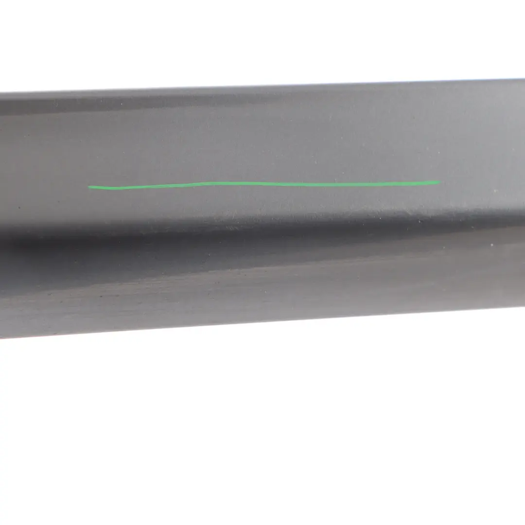 Audi A4 B7 Baguette De Porte Avant Gauche Finition Gris Dauphin Métallisé - X7Z - SKU 8E0853959C-DGM - Numéro de pièce 8E0853959C