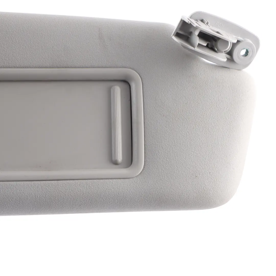 Sun Visor Cover Shade Blende Right O/S Visor Mirror to Audi A4 B7 with Part number 8E0857552H Audi A4 B7 Sun Visor Cover Shade Blende Right O/S Visor Mirror - SKU 8E0857552H - Part number 8E0857552H