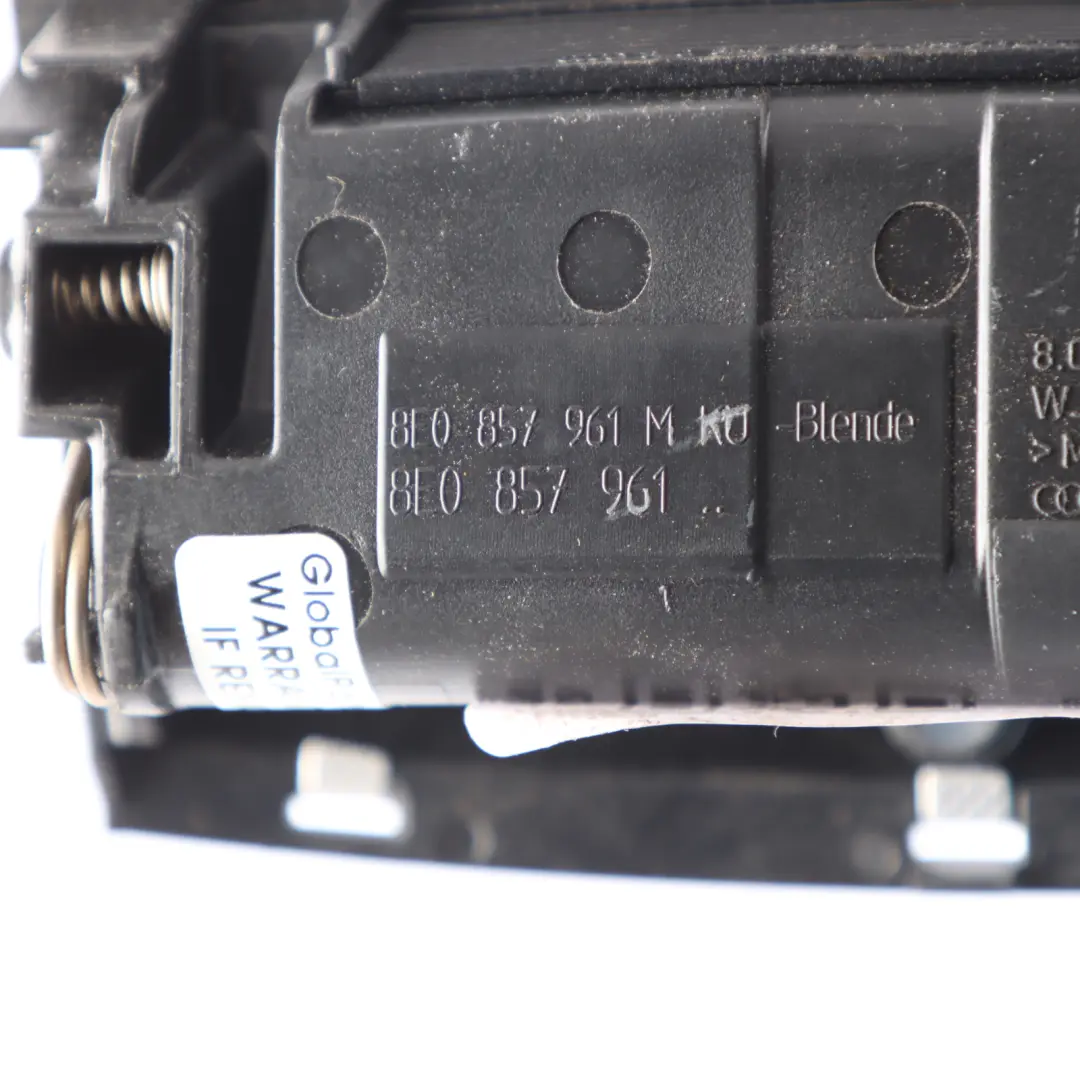 Audi A4 B7 Posacenere Inserto Centrale Console Posteriore - SKU 8E0857961M - Numero di parte 8E0857961M