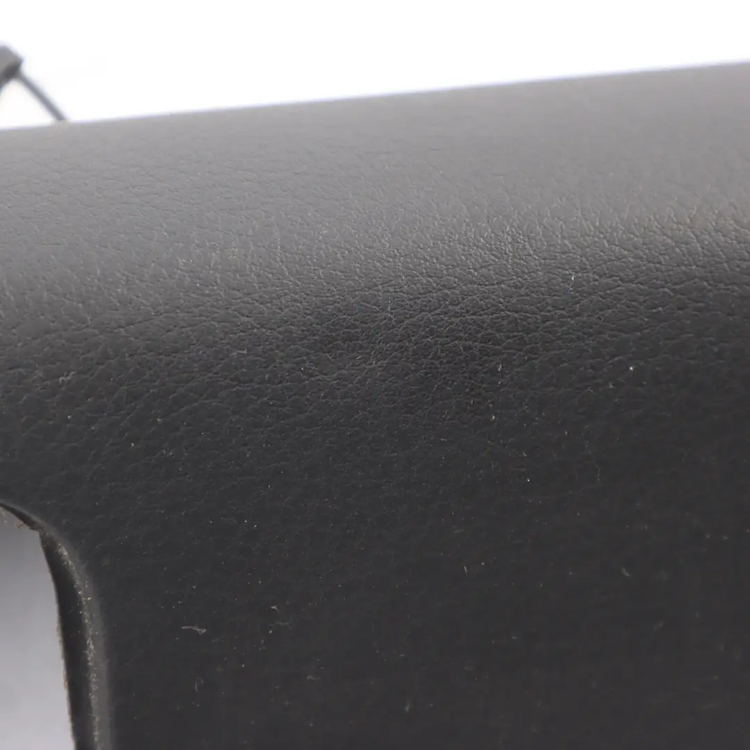 Audi A4 B7 8E Accoudoir Panneau Porte Arrière Gauche Noir Soul - SKU 8E0867373 - Numéro de pièce 8E0867373