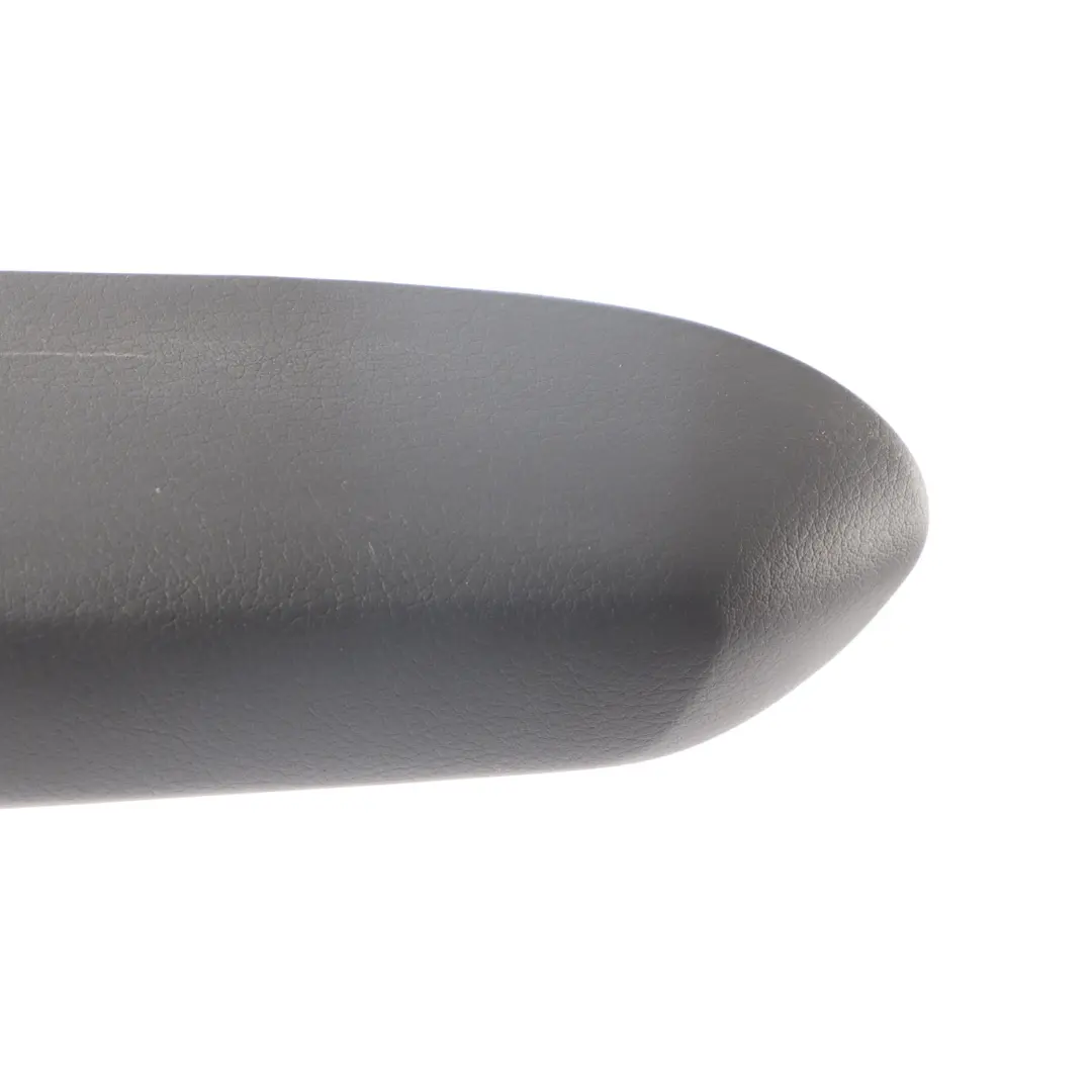 Puerta Trasera Apoyabrazos Reposabrazos Tirador Soul Negro Derecho para Audi A4 B7 con número de pieza 8E0867374 Audi A4 B7 Puerta Trasera Apoyabrazos Reposabrazos Tirador Soul Negro Derecho - SKU 8E0867374 - Número de pieza 8E0867374