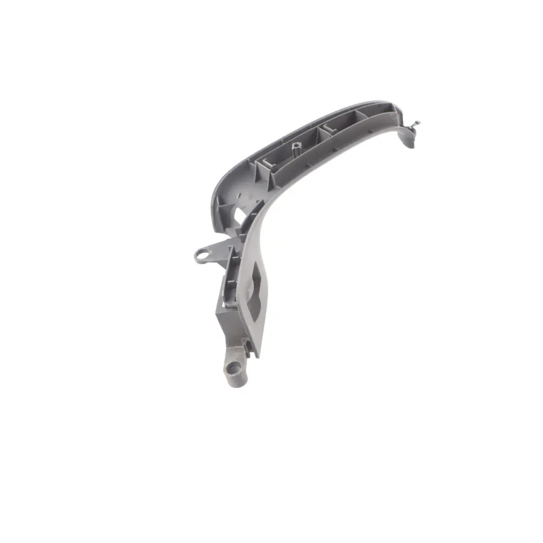 Tylna Prawa Maskownica Klamki Boczka Drzwi 8E0868394 do Audi A4 B7 o numerze 8E0868394A Audi A4 B7 Tylna Prawa Maskownica Klamki Boczka Drzwi 8E0868394 - SKU 8E0868394A - Numer Części 8E0868394A
