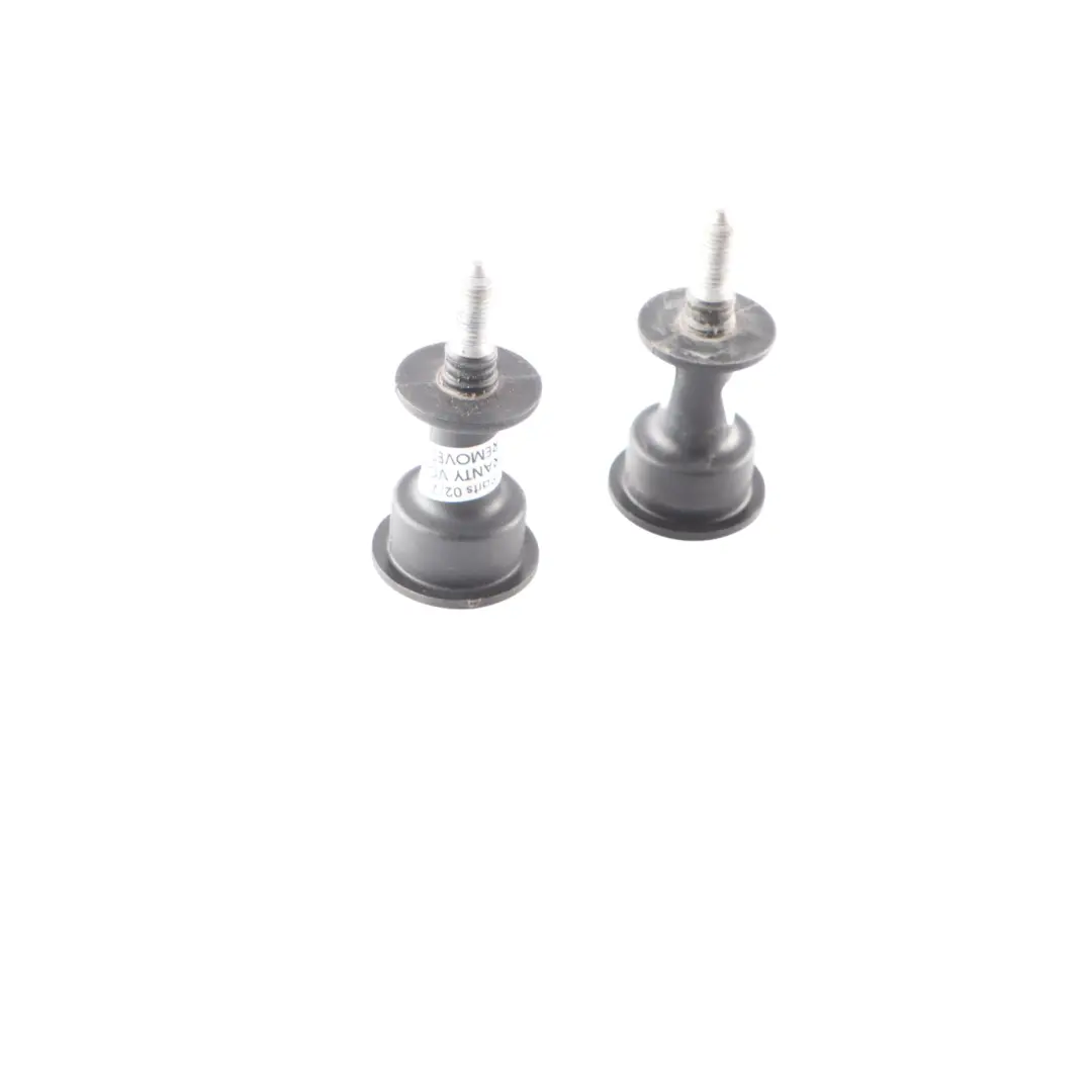 Boulon Fixation Feu Arrière Paire pour Audi A4 B7 à propos du numéro de pièce 8E0945246 Audi A4 B7 Boulon Fixation Feu Arrière Paire - SKU 8E0945246 - Numéro de pièce 8E0945246