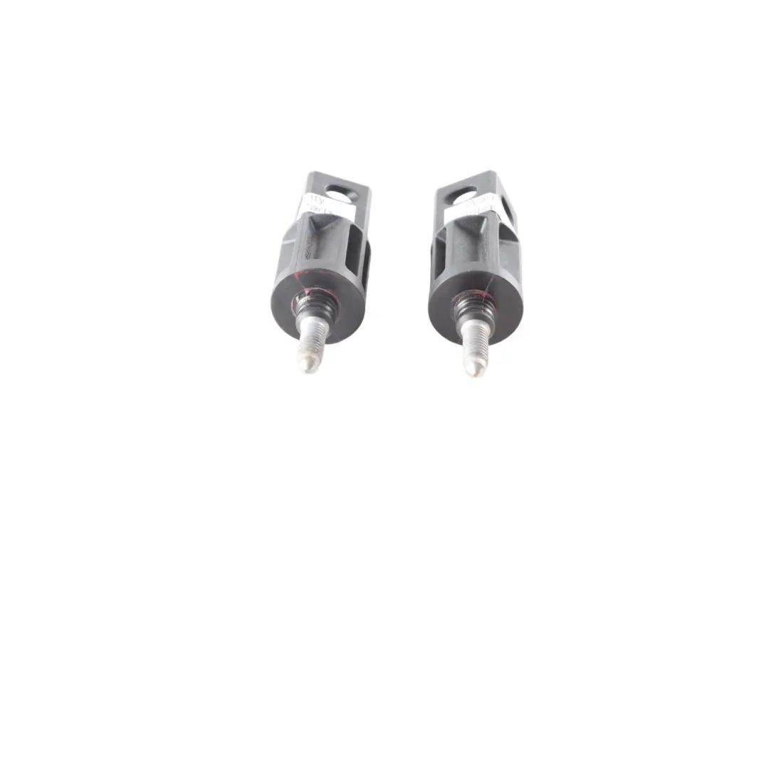 Dado Bullone Fissaggio Montaggio Fanale Posteriore per Audi A3 8V A4 B8 con numero di parte 8E0945246A Audi A3 8V A4 B8 Dado Bullone Fissaggio Montaggio Fanale Posteriore - SKU 8E0945246A-1 - Numero di parte 8E0945246A