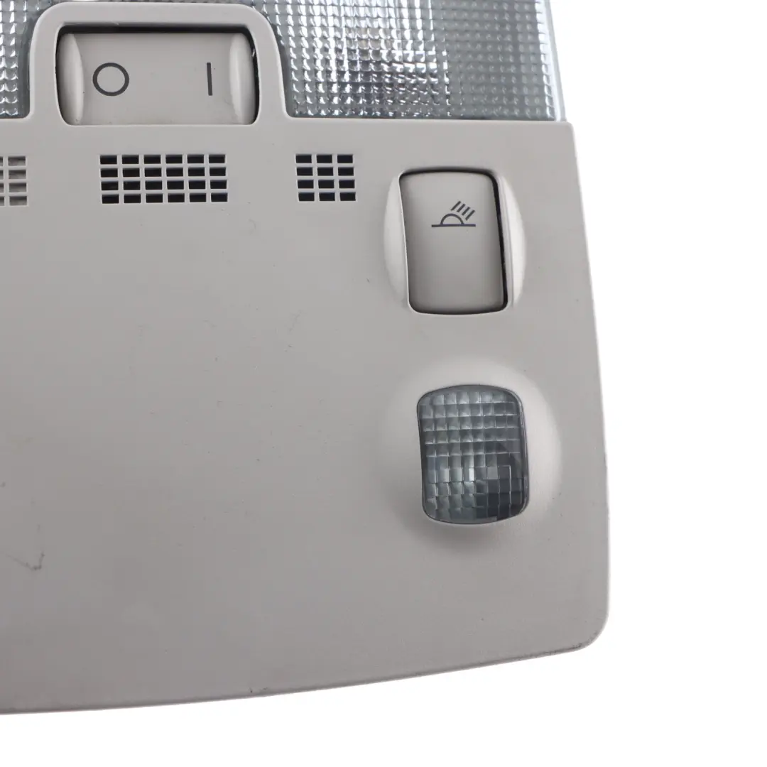Interior Headliner Cortesía Techo Luz De Lectura Panel para Audi A4 B7 con número de pieza 8E0947135A Audi A4 B7 Interior Headliner Cortesía Techo Luz De Lectura Panel - SKU 8E0947135A - Número de pieza 8E0947135A
