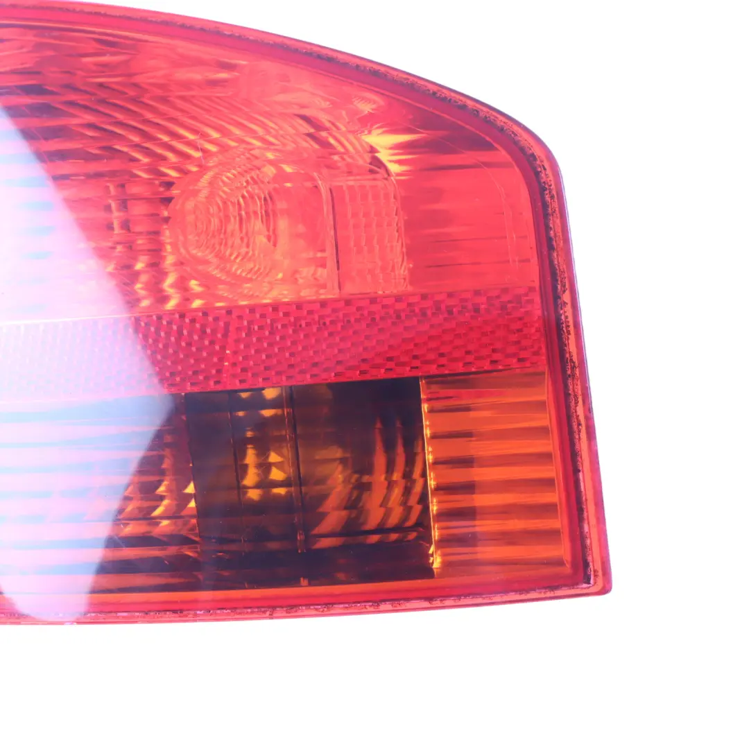 Audi A4 B7 Rear Lamp Tail Light Fender Outer Right O/S - SKU 8E5945096 - Part number 8E5945096