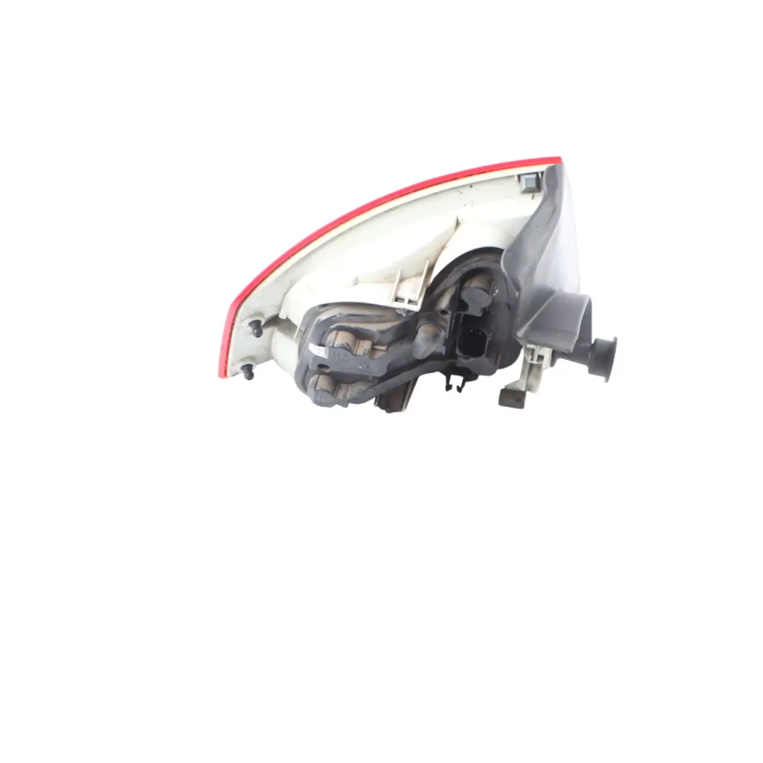 Audi A4 B7 Rear Lamp Tail Light Fender Outer Right O/S - SKU 8E5945096 - Part number 8E5945096