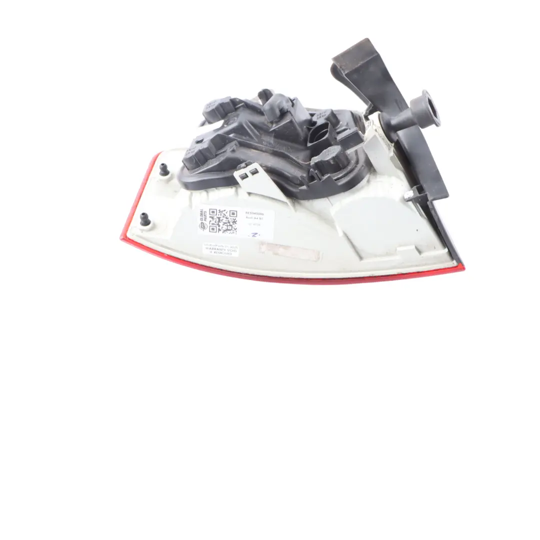 Audi A4 B7 Rear Lamp Tail Light Fender Outer Right O/S - SKU 8E5945096 - Part number 8E5945096