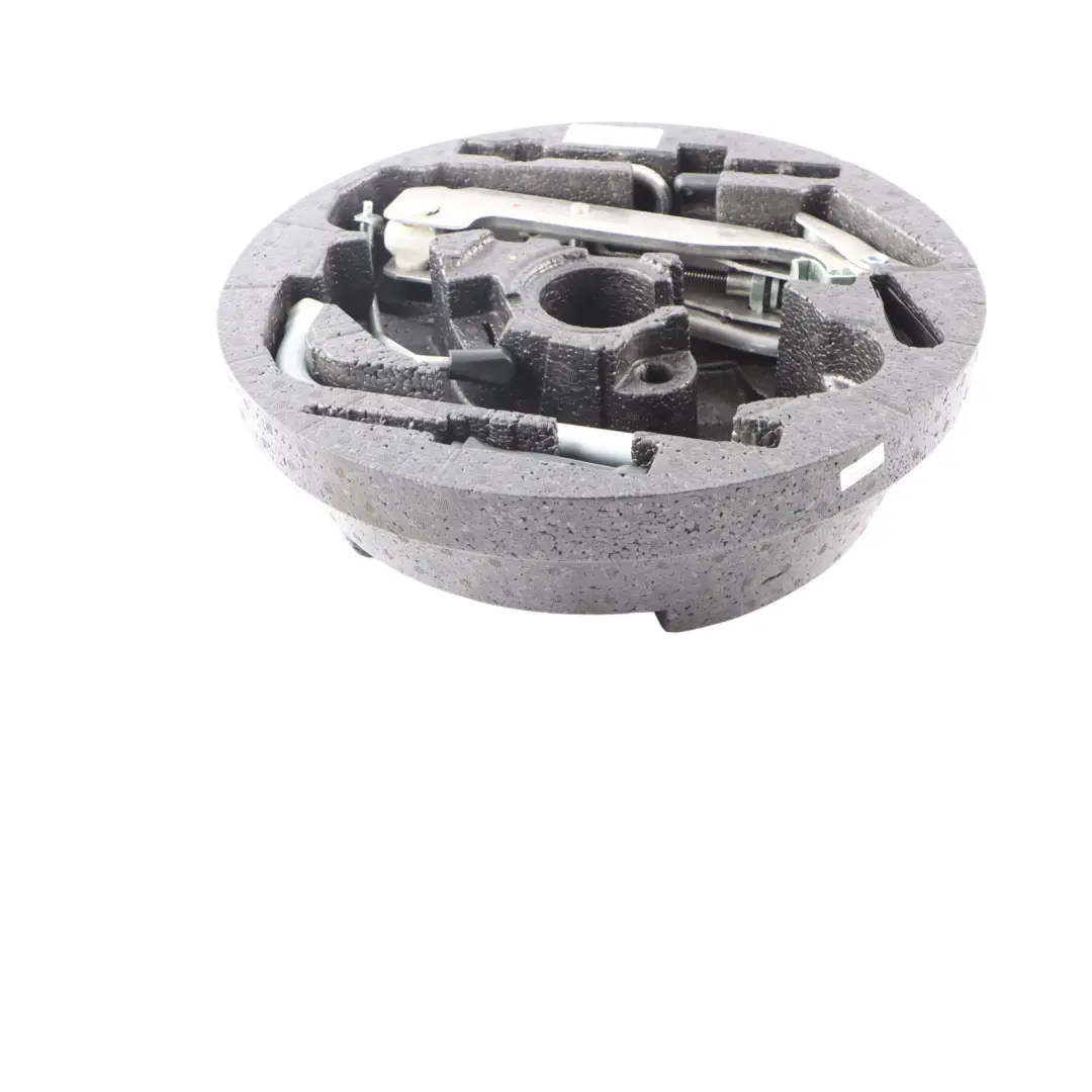 Emergency Car Jack Wrench Tow Eye Foam Tool Kit Set 8E9012109 to Audi A4 B7 Avant with Part number 8E9012109E Audi A4 B7 Avant Emergency Car Jack Wrench Tow Eye Foam Tool Kit Set 8E9012109 - SKU 8E9012109E - Part number 8E9012109E