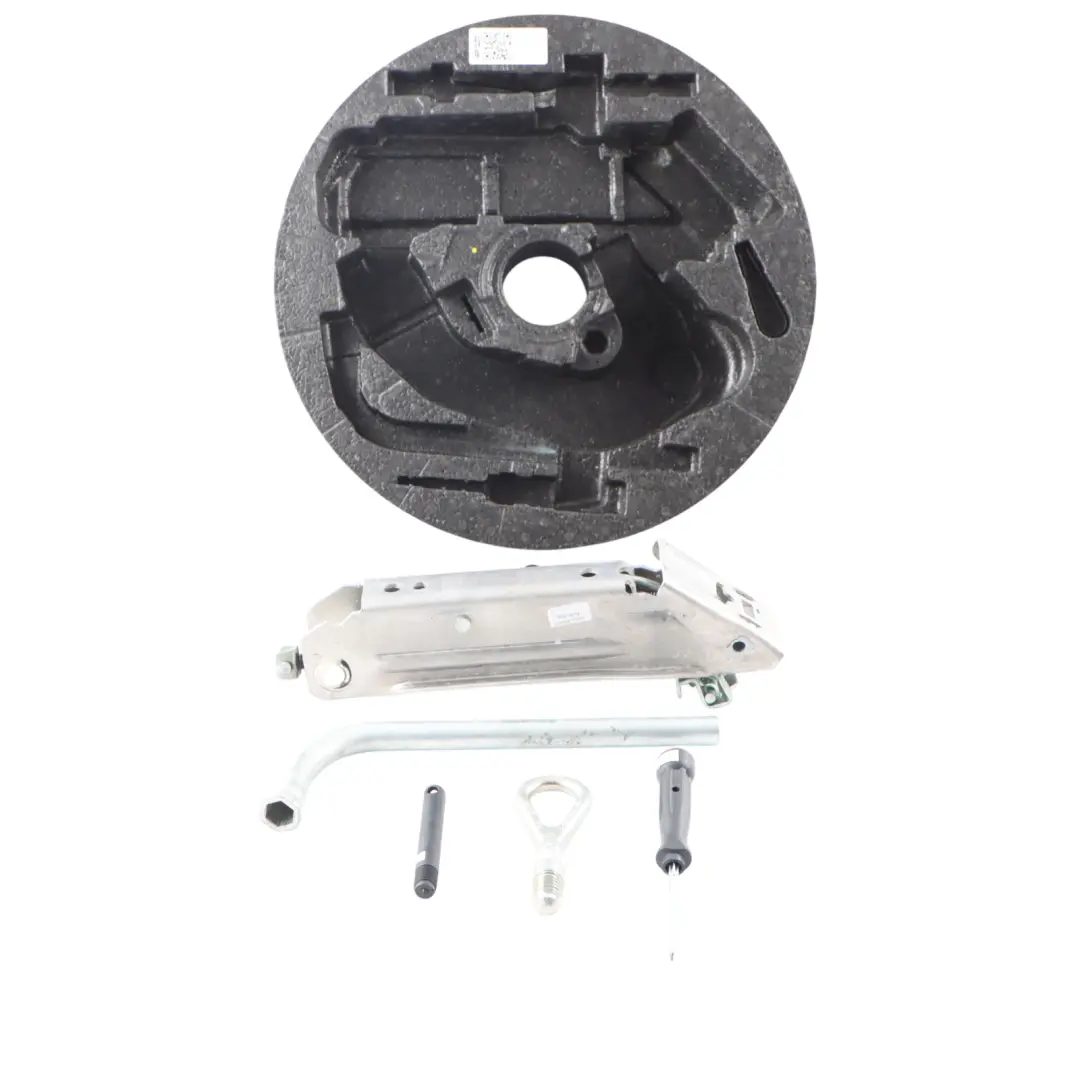 Emergency Car Jack Wrench Tow Eye Foam Tool Kit Set 8E9012109 to Audi A4 B7 Avant with Part number 8E9012109E Audi A4 B7 Avant Emergency Car Jack Wrench Tow Eye Foam Tool Kit Set 8E9012109 - SKU 8E9012109E - Part number 8E9012109E