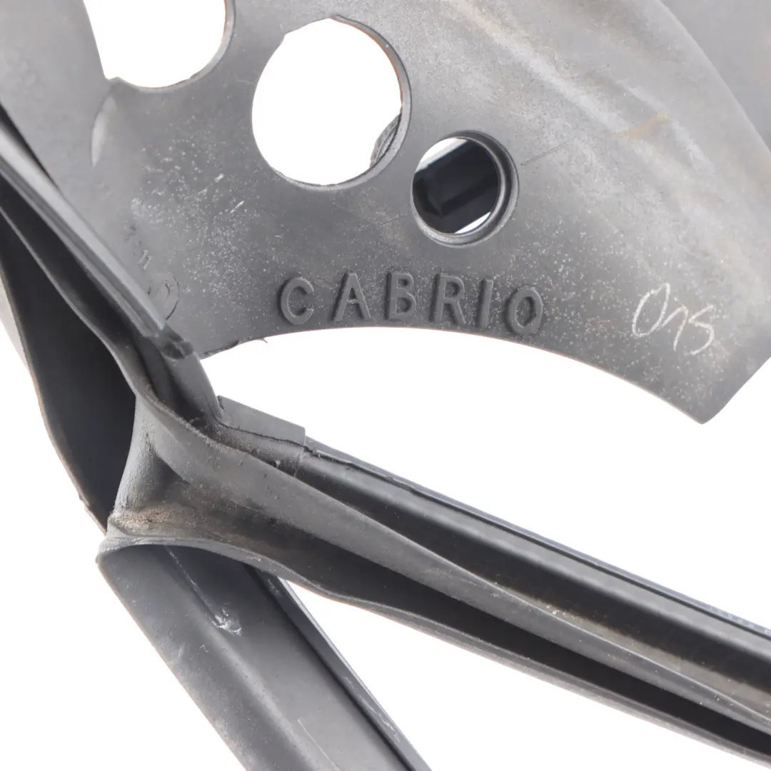 Anteriore Sinistro Porta Guarnizione Gomma Guarnizione per Audi A5 S Line con numero di parte 8F0837911D Audi A5 S Line Anteriore Sinistro Porta Guarnizione Gomma Guarnizione - SKU 8F0837911D - Numero di parte 8F0837911D