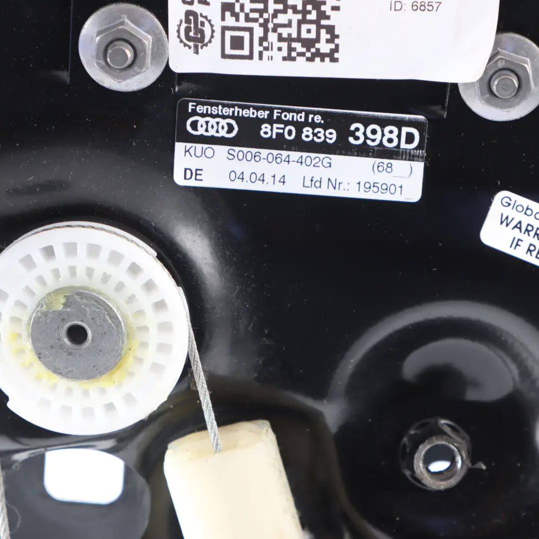 Mechanizm Podnośnika Szyby Tylnej Tył Prawy do Audi A5 8T o numerze 8F0839398D Audi A5 8T Mechanizm Podnośnika Szyby Tylnej Tył Prawy - SKU 8F0839398D - Numer Części 8F0839398D